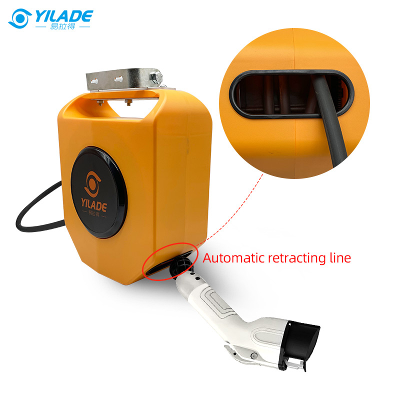 YILADE 3.5KW 22KW Type2 to Type 2 16A 32A EV Retractable Charging Cable Reel for Car