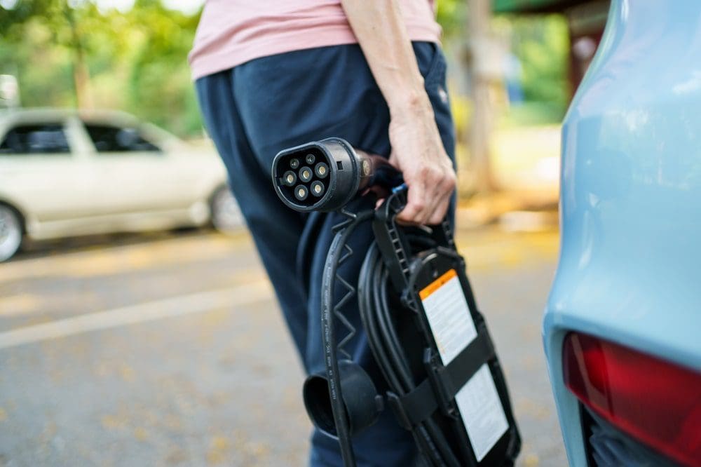 Yilade portable ev car charger